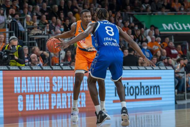 的微妙差别 的微妙差别