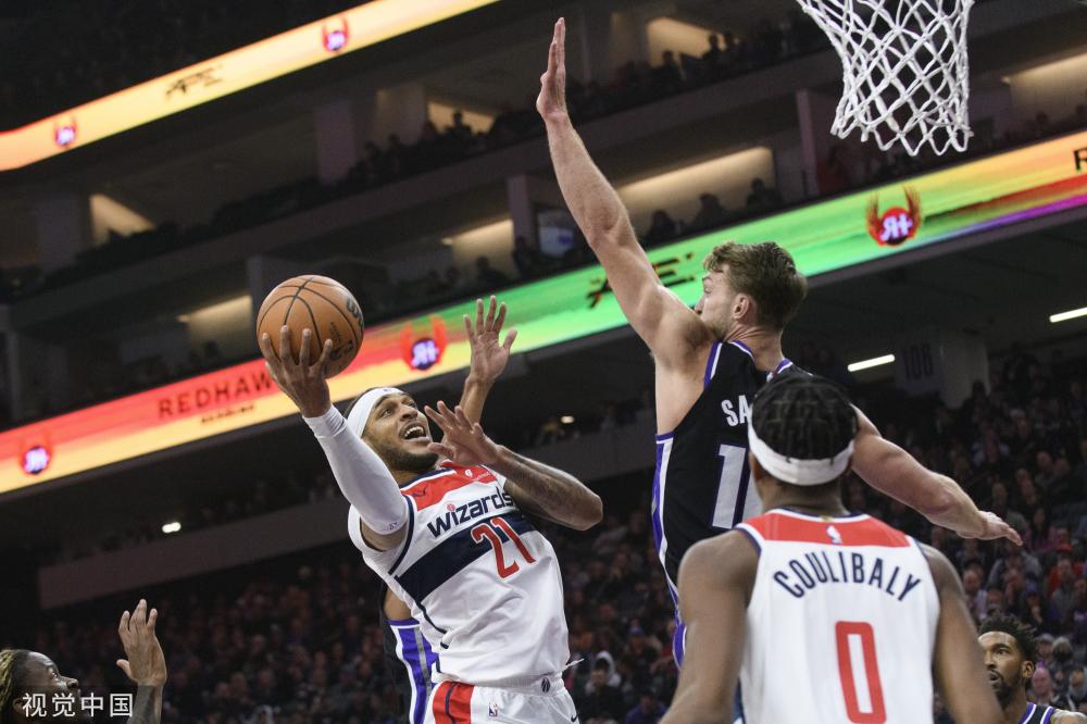 据上的亮眼 据上的亮眼