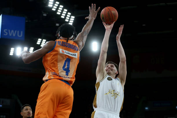 让球队的攻 让球队的攻