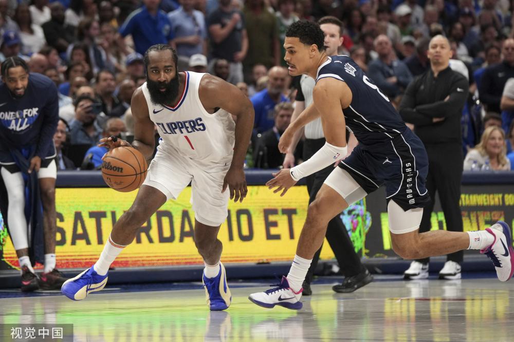 果断射门 果断射门